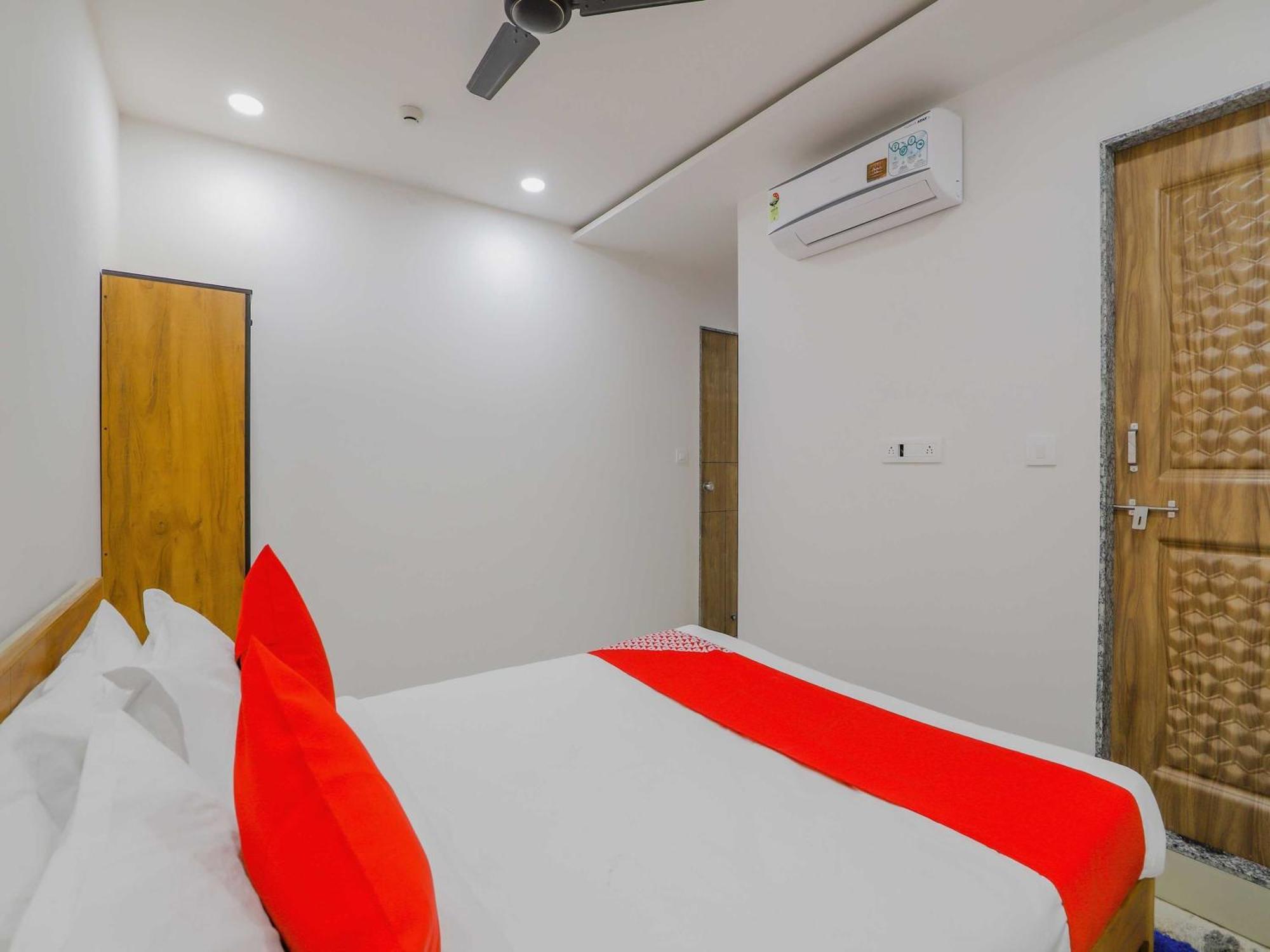 Hotel O Casa Marina Bhatha Luaran gambar