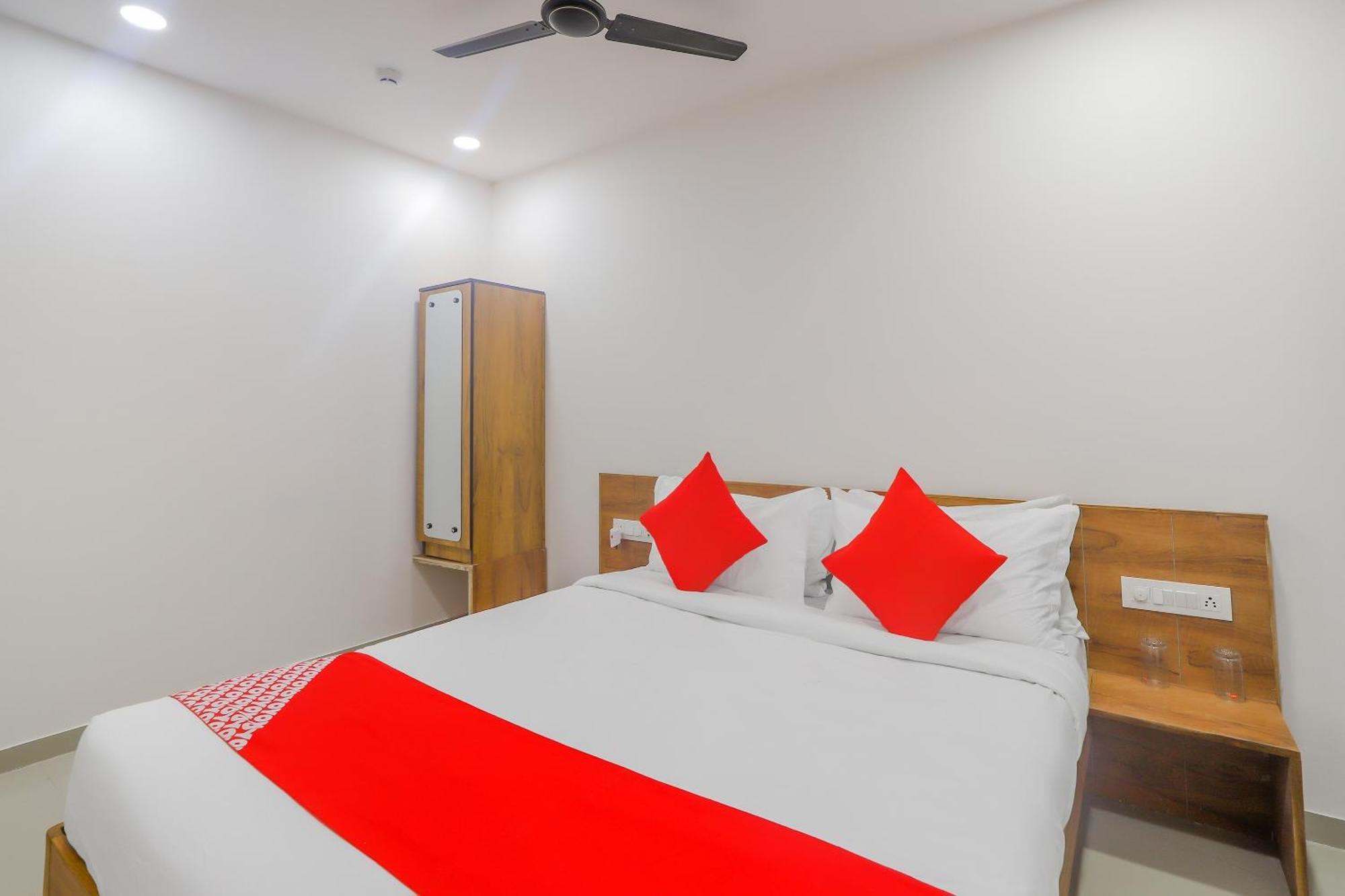 Hotel O Casa Marina Bhatha Luaran gambar